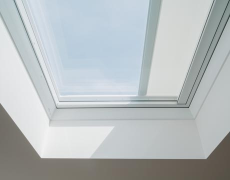 VELUX anti heat blind